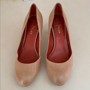 Cole Haan size 8.5 B Violet Air Pump 90 - Beige heals pumps